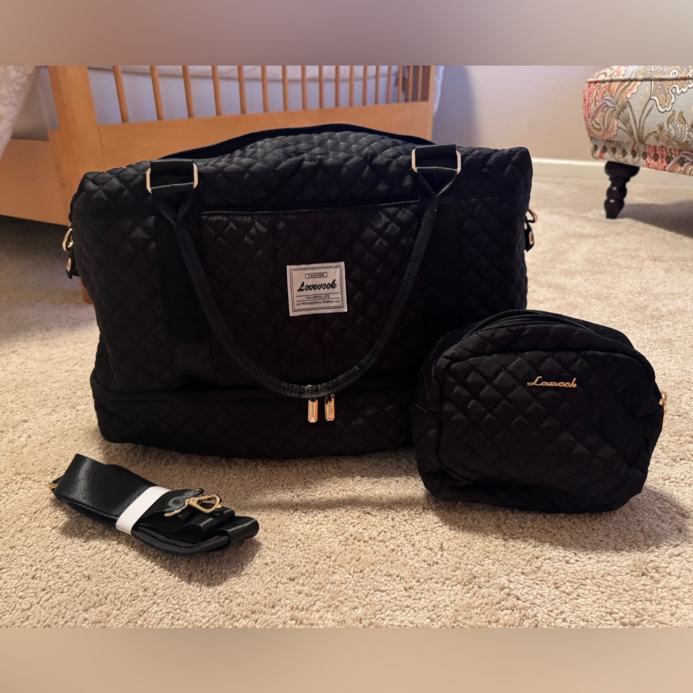 Lovevook Quilted Black Travel Tote with Cosmetic Pouch